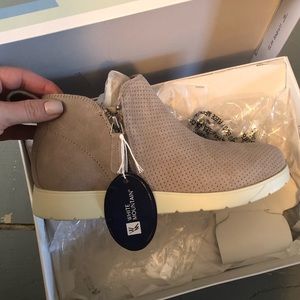 White Mountain Beaumont Booties